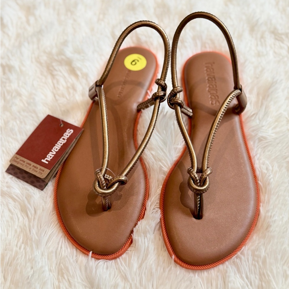 Limited edition Havaianas Una Acai sandals